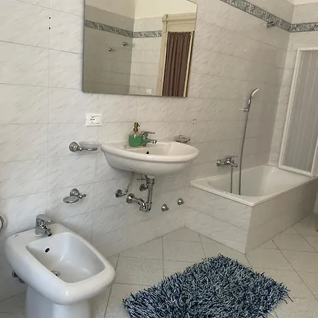 Dimora Montecchi Vendégház Verona