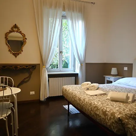 Dimora Montecchi 3* Verona