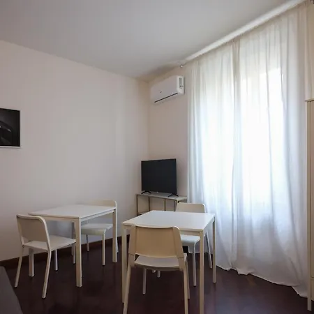 Dimora Giardino Di Giulietta 3*