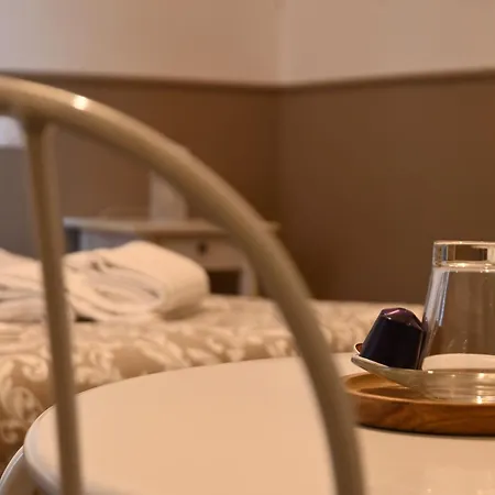 Dimora Montecchi 3* Βερόνα