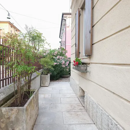 Guest house Dimora Giardino Di Giulietta
